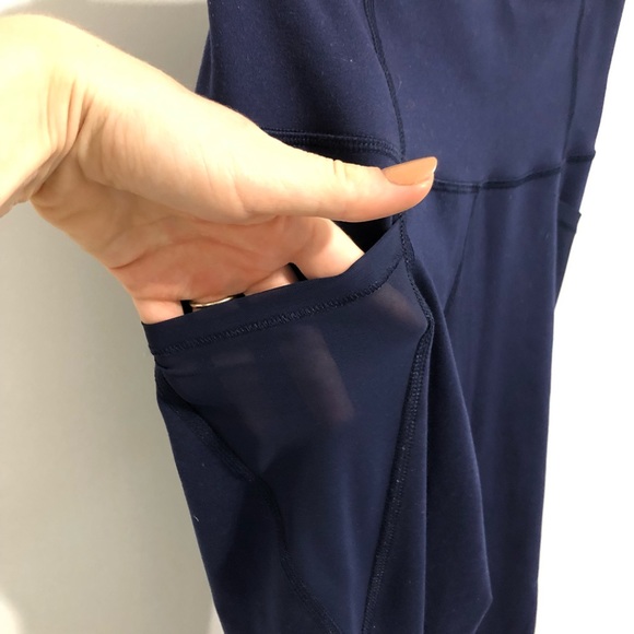 Blue elevate go dry high rise old navy leggings - Picture 8 of 15